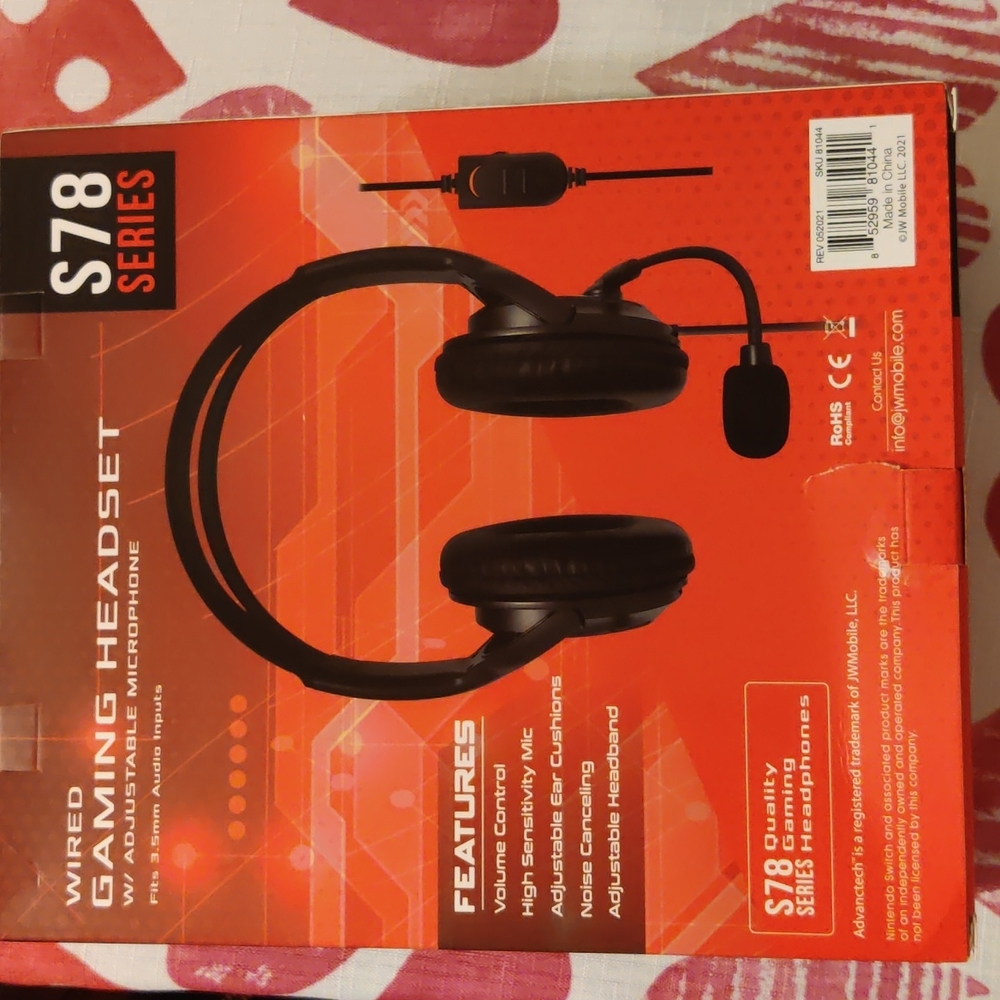 AdvancTech wired gaming headset - Picture 2 of 4